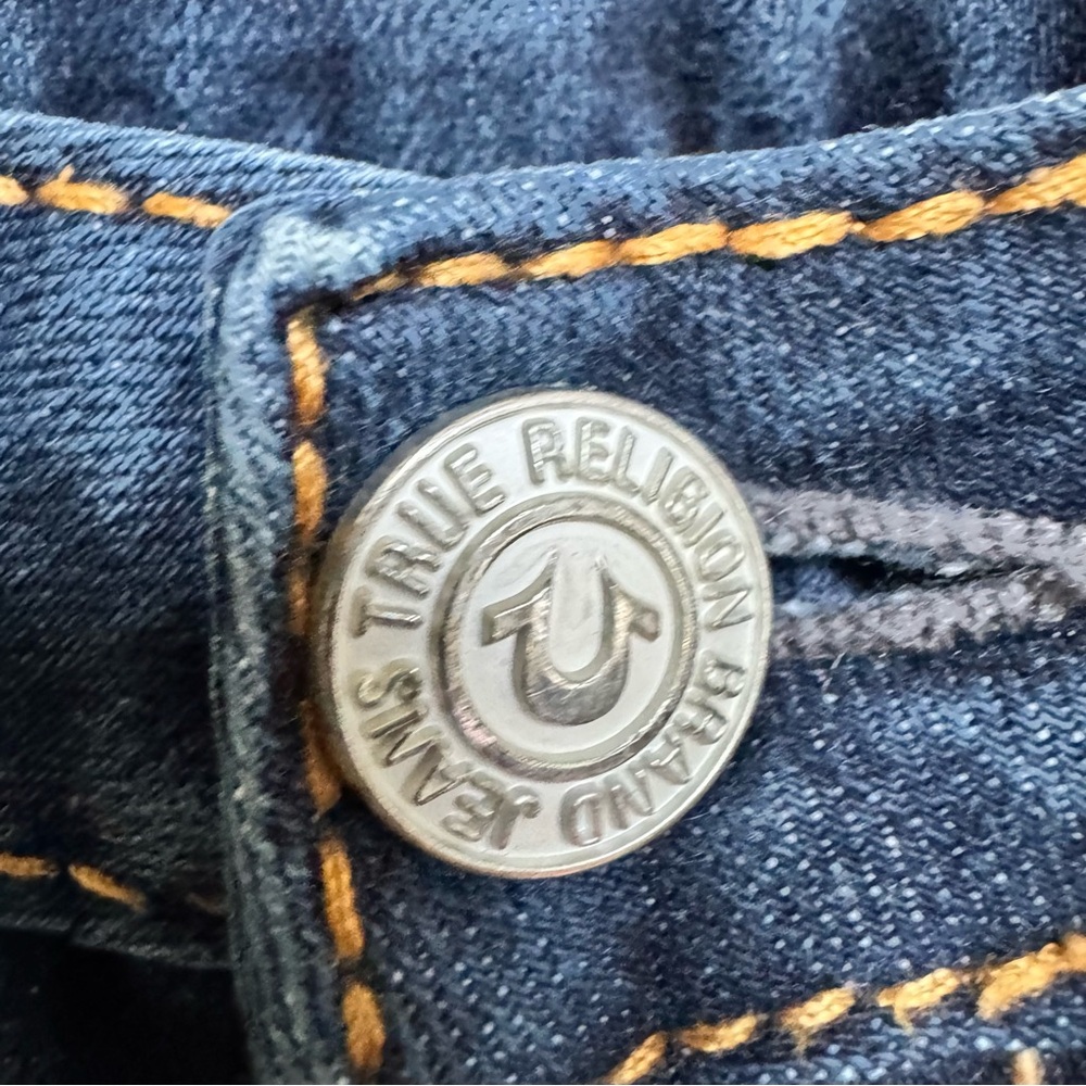 True Religion Low Rise Straight Leg Jeans. Size 28 - Picture 5 of 9